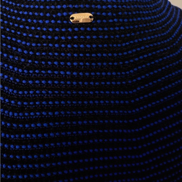 Escada Navy Textured Knit Fit-and-Flare Midi Dress - Picture 4 of 6